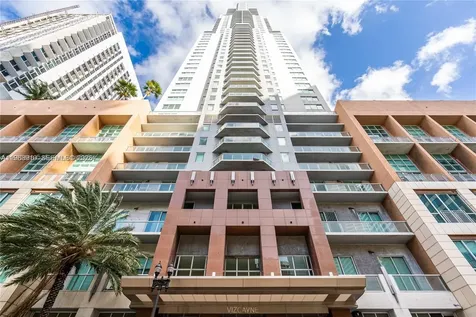 253 NE 2nd Street Miami FL 33132