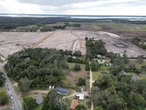 9915 County Road 44. Leesburg Other City - In The State Of Florida FL 34788