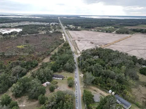 9915 County Road 44. Leesburg Other City - In The State Of Florida FL 34788