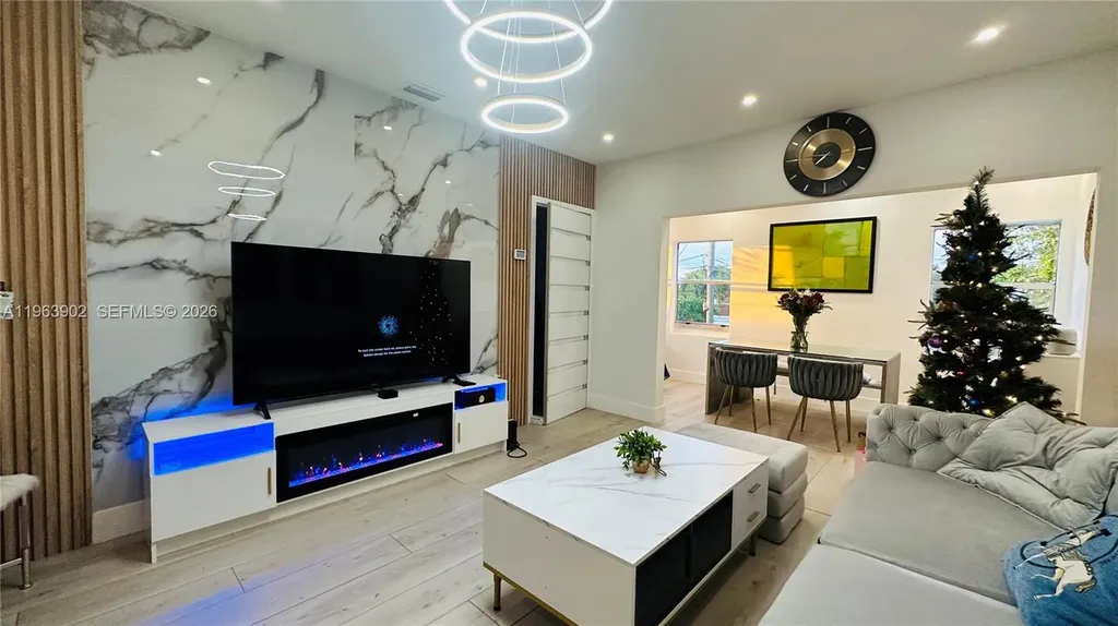 1668 SW 20th Street Miami FL 33145