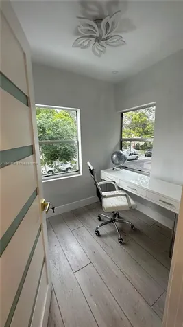 1668 SW 20th Street Miami FL 33145