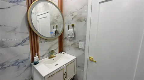 1668 SW 20th Street Miami FL 33145