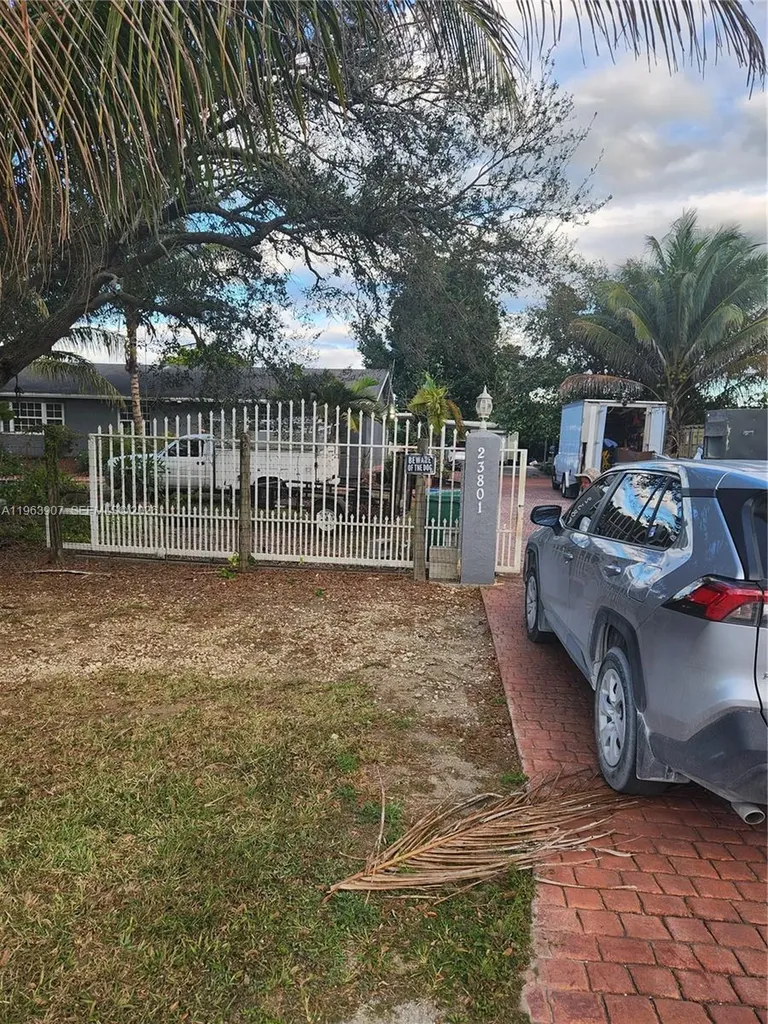23801 SW 217th Avenue Homestead FL 33031