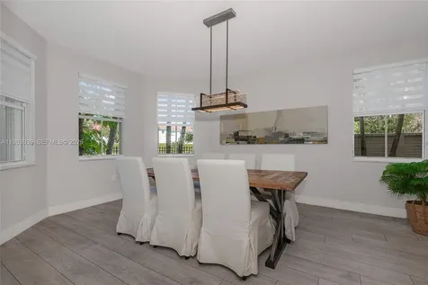 14900 SW 10th Street Miami FL 33194