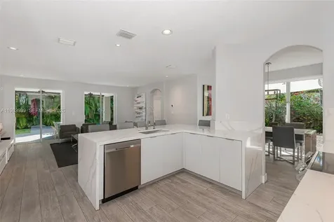 14900 SW 10th Street Miami FL 33194