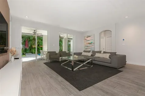 14900 SW 10th Street Miami FL 33194