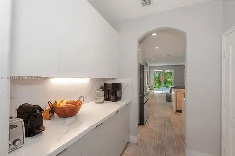 14900 SW 10th Street Miami FL 33194