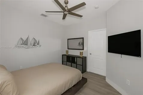 14900 SW 10th Street Miami FL 33194