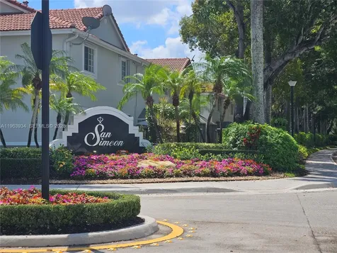 3686 San Simeon Circle Weston FL 33331