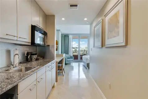 101 Ocean Drive Miami Beach FL 33139