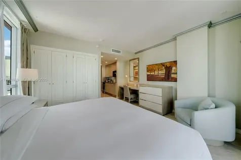 101 Ocean Drive Miami Beach FL 33139