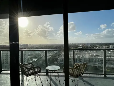 Miami FL 33137