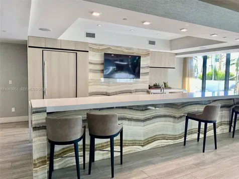 2960 NE 207th Street Aventura FL 33180