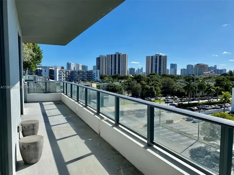 2960 NE 207th Street Aventura FL 33180