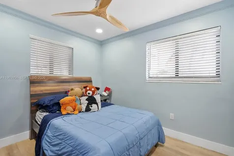 7810 NW 174th Terrace Hialeah FL 33015