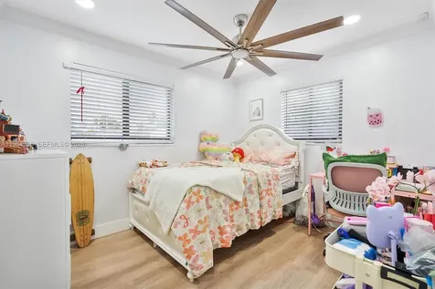 7810 NW 174th Terrace Hialeah FL 33015