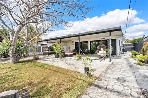 7810 NW 174th Terrace Hialeah FL 33015