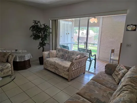8834 W Mcnab Road Tamarac FL 33321