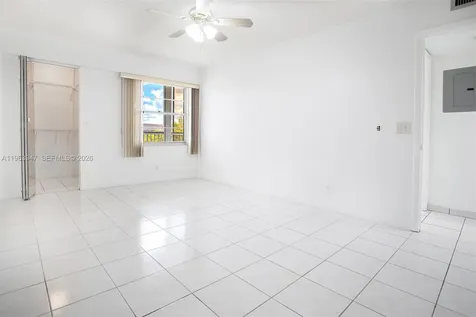 1301 SW 135th Terrace Pembroke Pines FL 33027