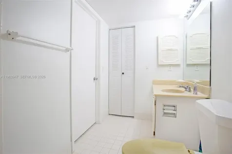 1301 SW 135th Terrace Pembroke Pines FL 33027