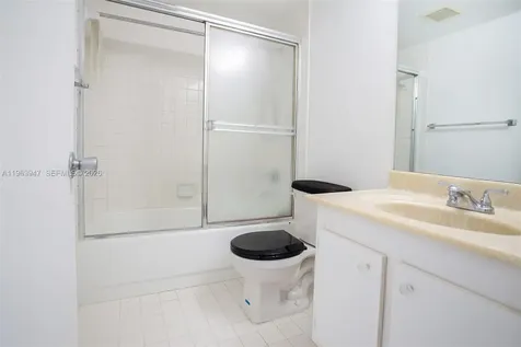 1301 SW 135th Terrace Pembroke Pines FL 33027
