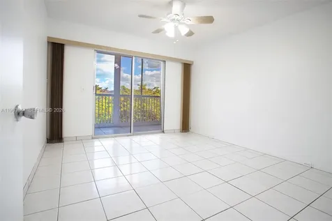 1301 SW 135th Terrace Pembroke Pines FL 33027