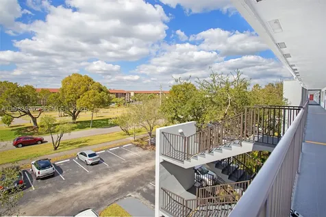 1301 SW 135th Terrace Pembroke Pines FL 33027