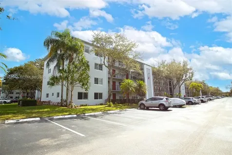1301 SW 135th Terrace Pembroke Pines FL 33027