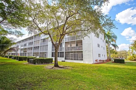 1301 SW 135th Terrace Pembroke Pines FL 33027