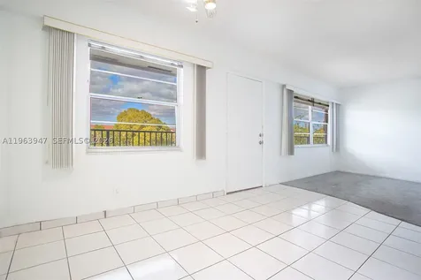 1301 SW 135th Terrace Pembroke Pines FL 33027