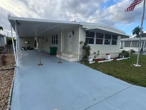 1721 SW 84th Avenue Davie FL 33324