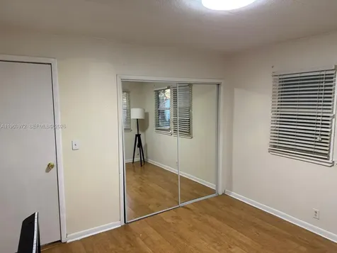 1721 SW 84th Avenue Davie FL 33324