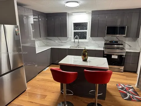 1721 SW 84th Avenue Davie FL 33324