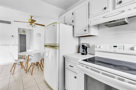 714 NE 10th Street Hallandale Beach FL 33009