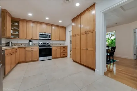 8425 SW 174th Street Palmetto Bay FL 33157