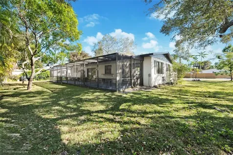 8425 SW 174th Street Palmetto Bay FL 33157