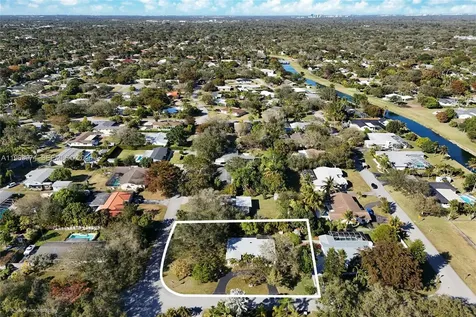 8425 SW 174th Street Palmetto Bay FL 33157