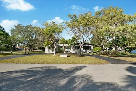 8425 SW 174th Street Palmetto Bay FL 33157