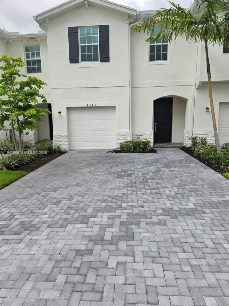 4343 Hammock Grove Drive Lake Worth FL 33467