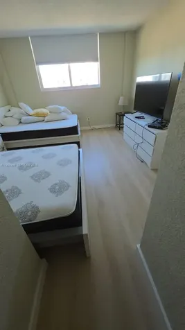 19370 Collins Avenue Sunny Isles Beach FL 33160