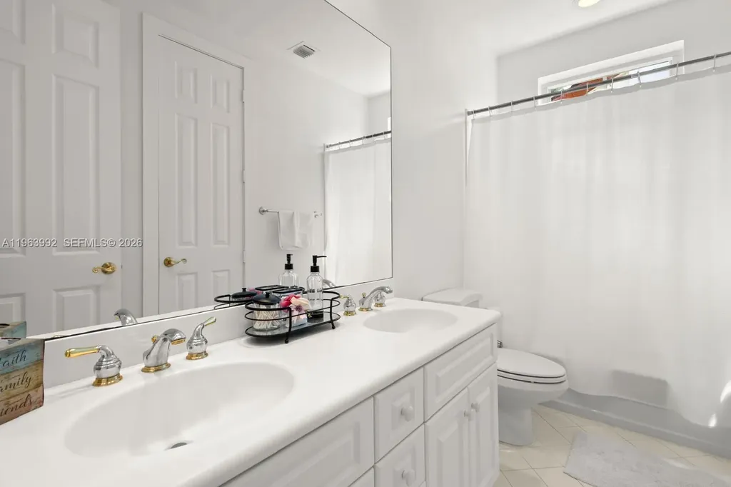 1408 Mariner Way Hollywood FL 33019