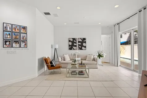 1408 Mariner Way Hollywood FL 33019