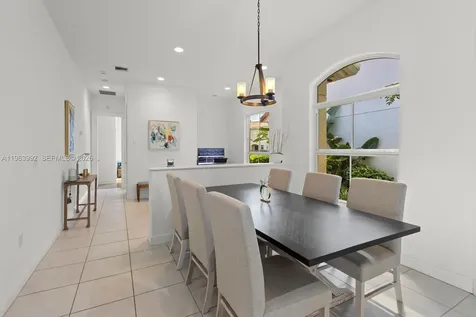 1408 Mariner Way Hollywood FL 33019