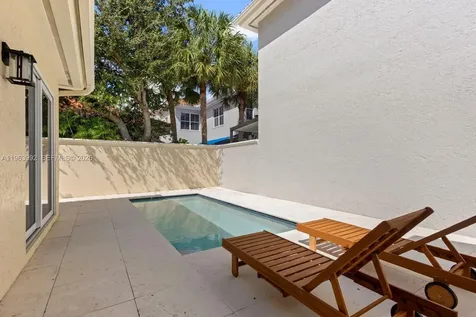 1408 Mariner Way Hollywood FL 33019