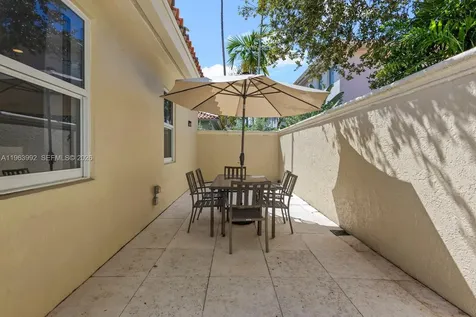 1408 Mariner Way Hollywood FL 33019