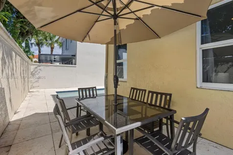 1408 Mariner Way Hollywood FL 33019