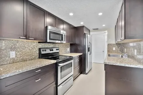 3860 NE 170th Street North Miami Beach FL 33160