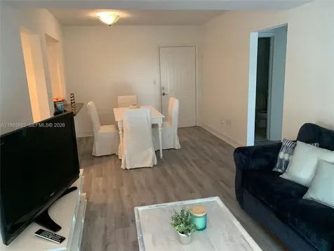 290 Sunrise Drive Key Biscayne FL 33149