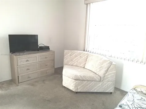 10456 NW 24th Place Sunrise FL 33322