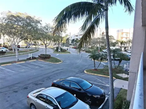10456 NW 24th Place Sunrise FL 33322